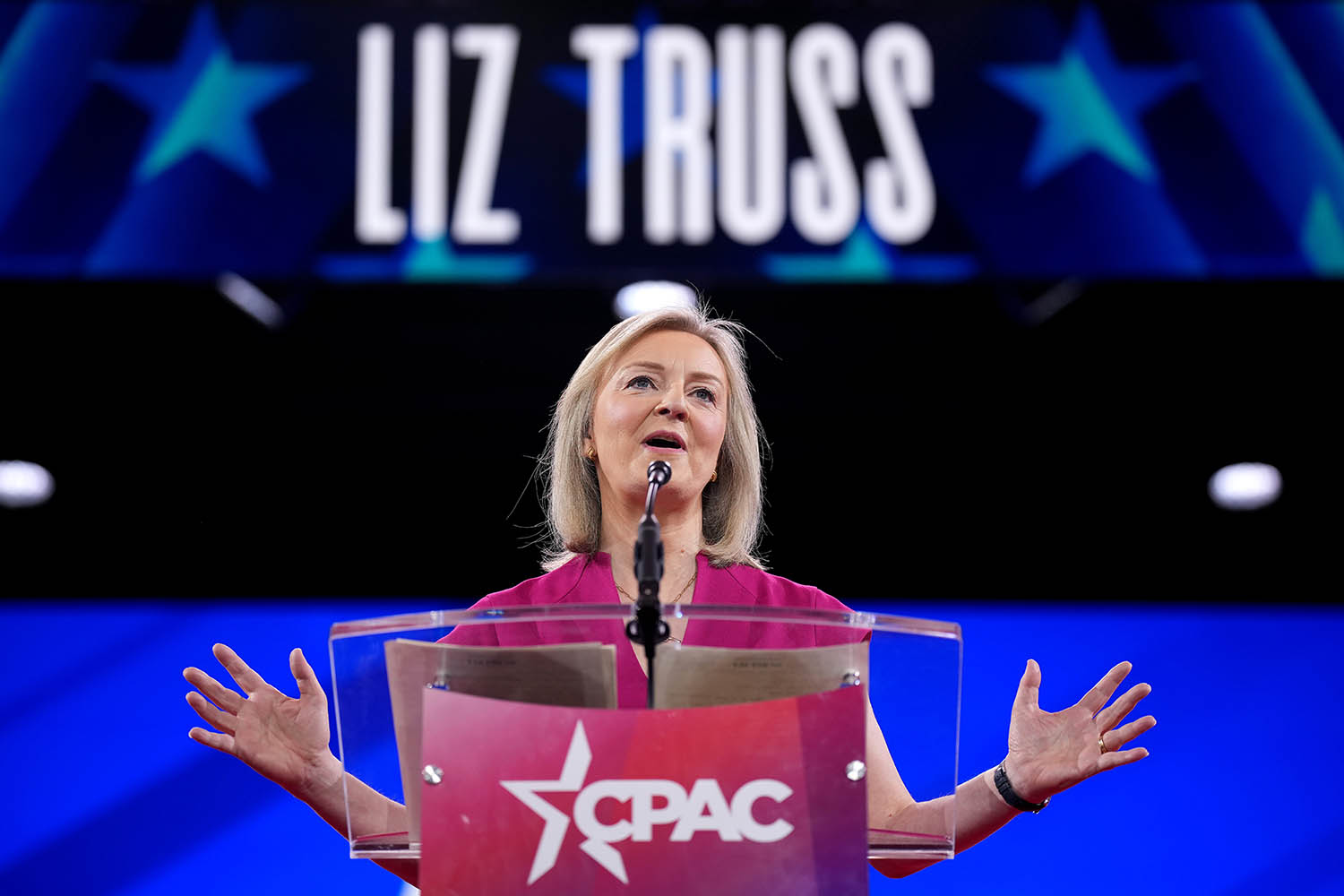 It's Truss v the blob in the corners where conspiracies thrive
