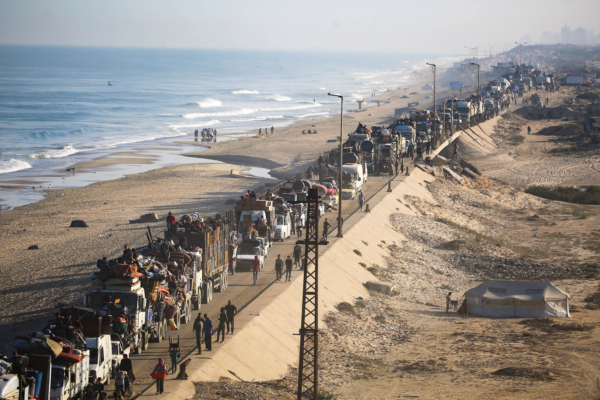 UK recognises Palestine as Israel bombards Gaza City