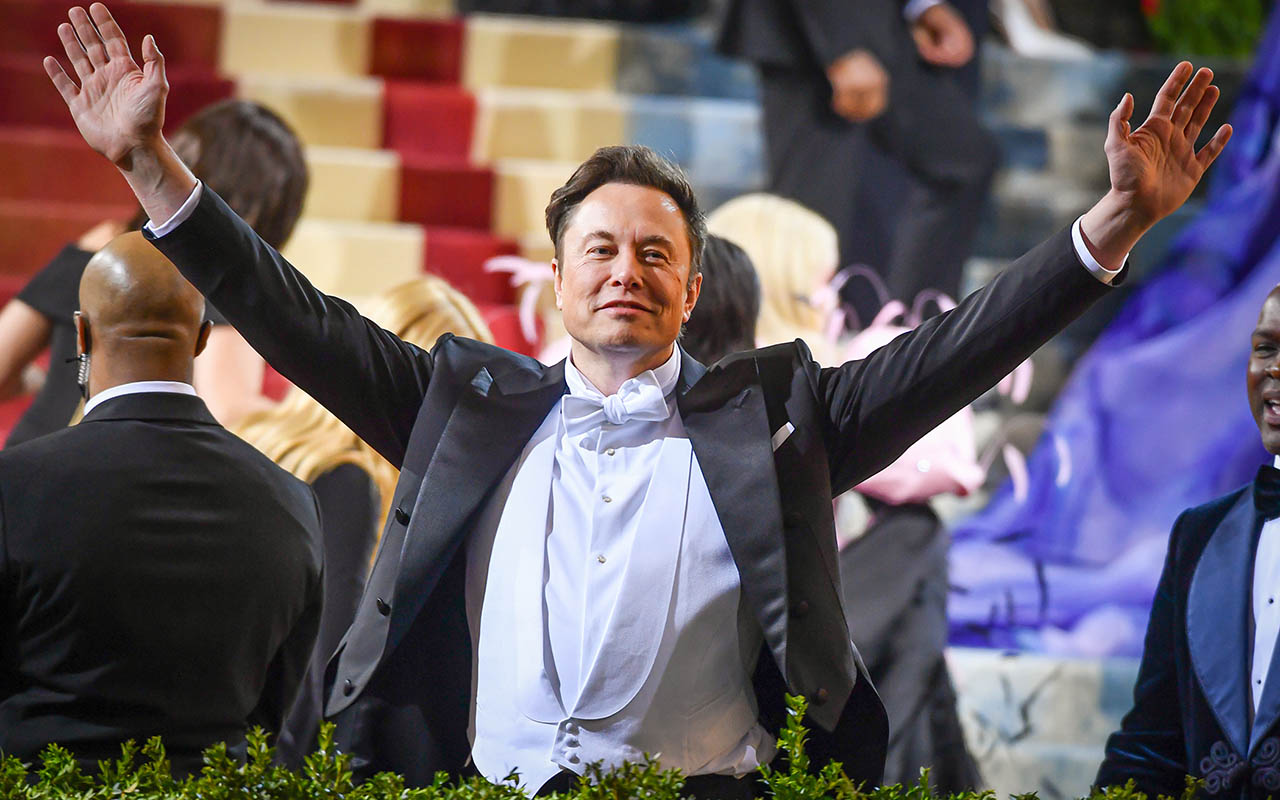 Tesla shareholders bow at the $1tn shrine of Elon Musk