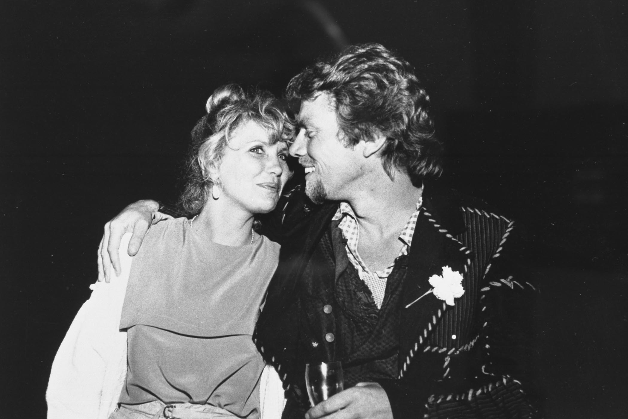 Richard Branson: ‘I fell in love with a gorgeous girl who worked in a little bric-a-brac shopʼ