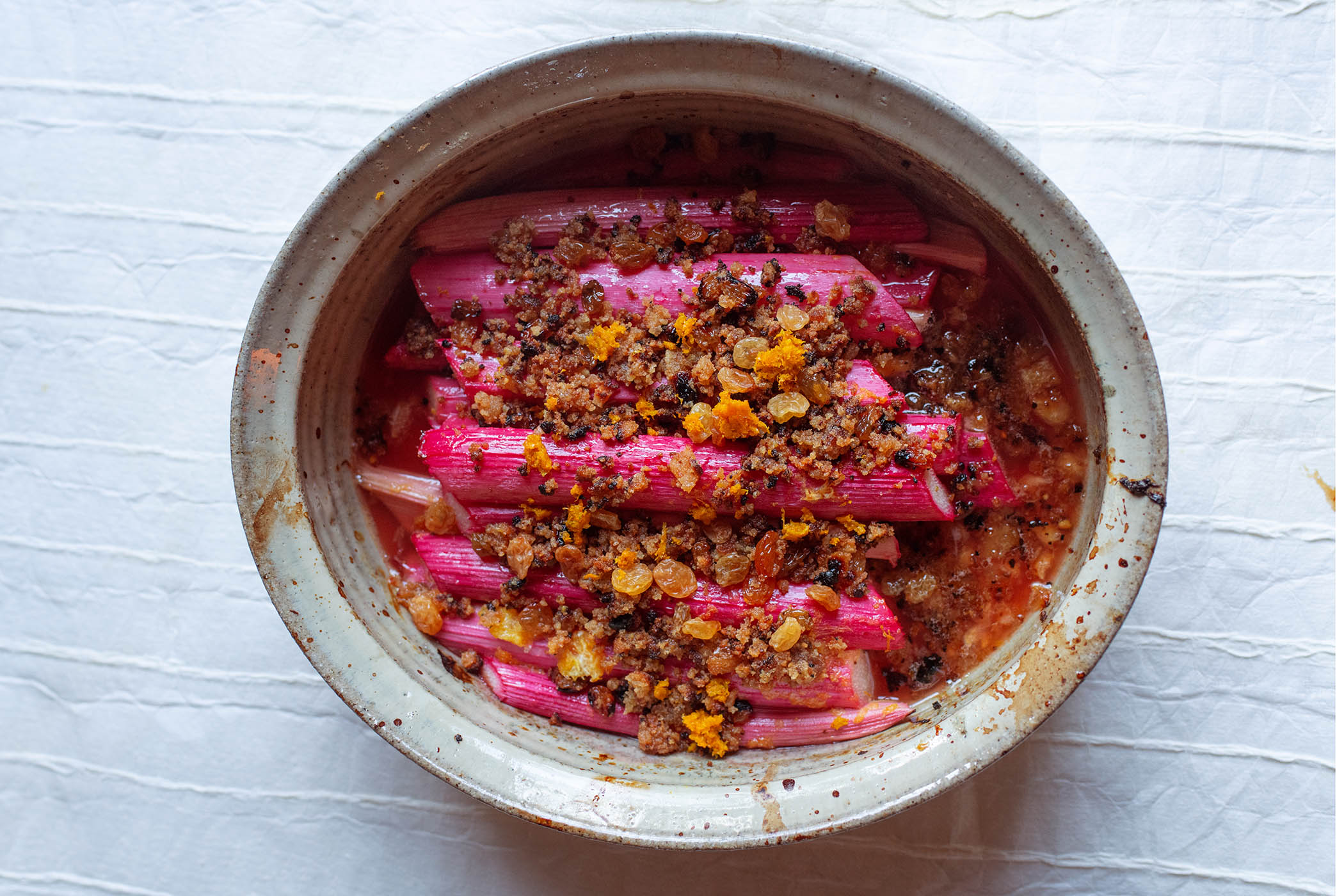 Midweek treat: rhubarb, orange  and ginger crumbs