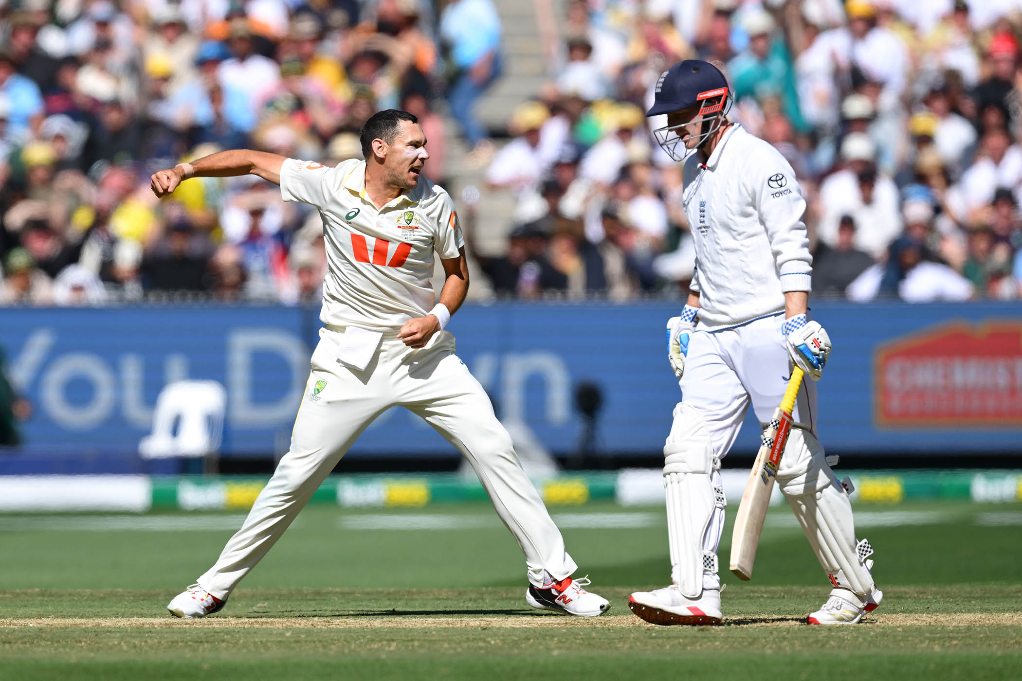 Records tumble as England fall behind on first day of fourth Test