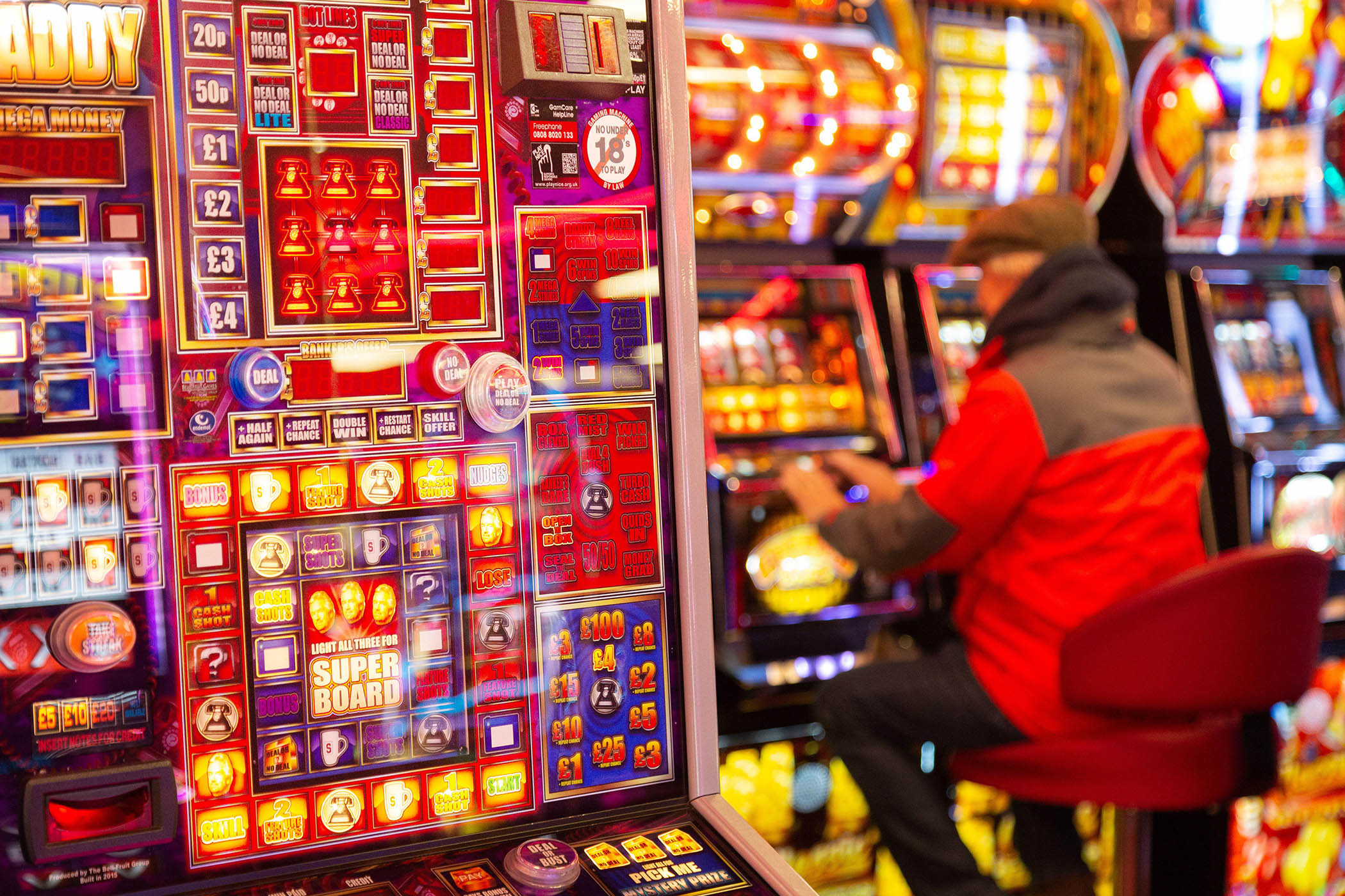 Attempts to slow spread of UK high street gambling overturned by town planners