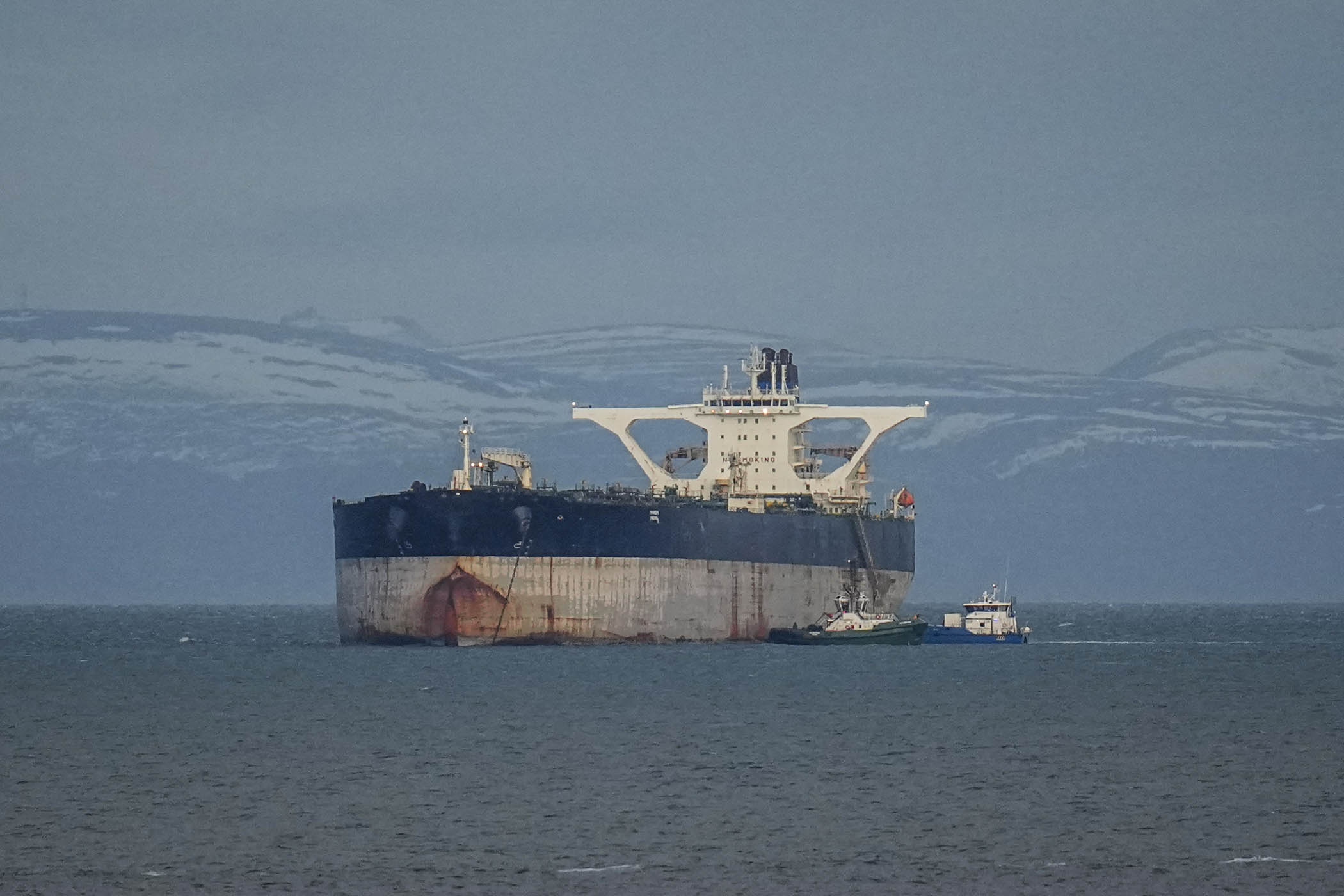 Russia’s ghost fleet gliding through Channel despite UK’s pledge to act