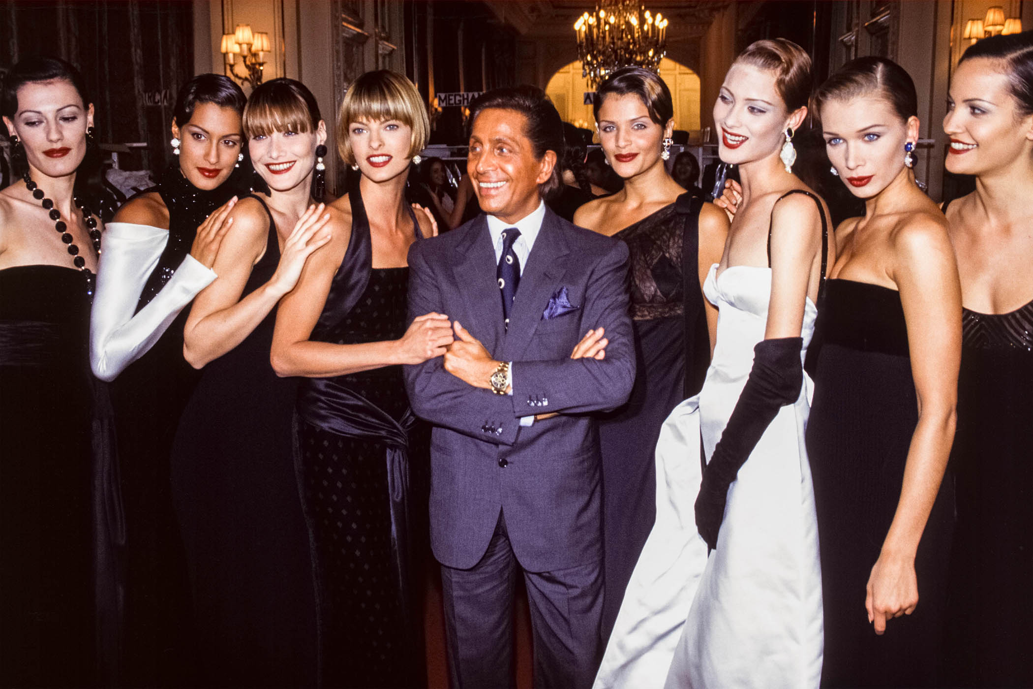 Legendary couturier and ‘sheikh of chic’ dies aged 93