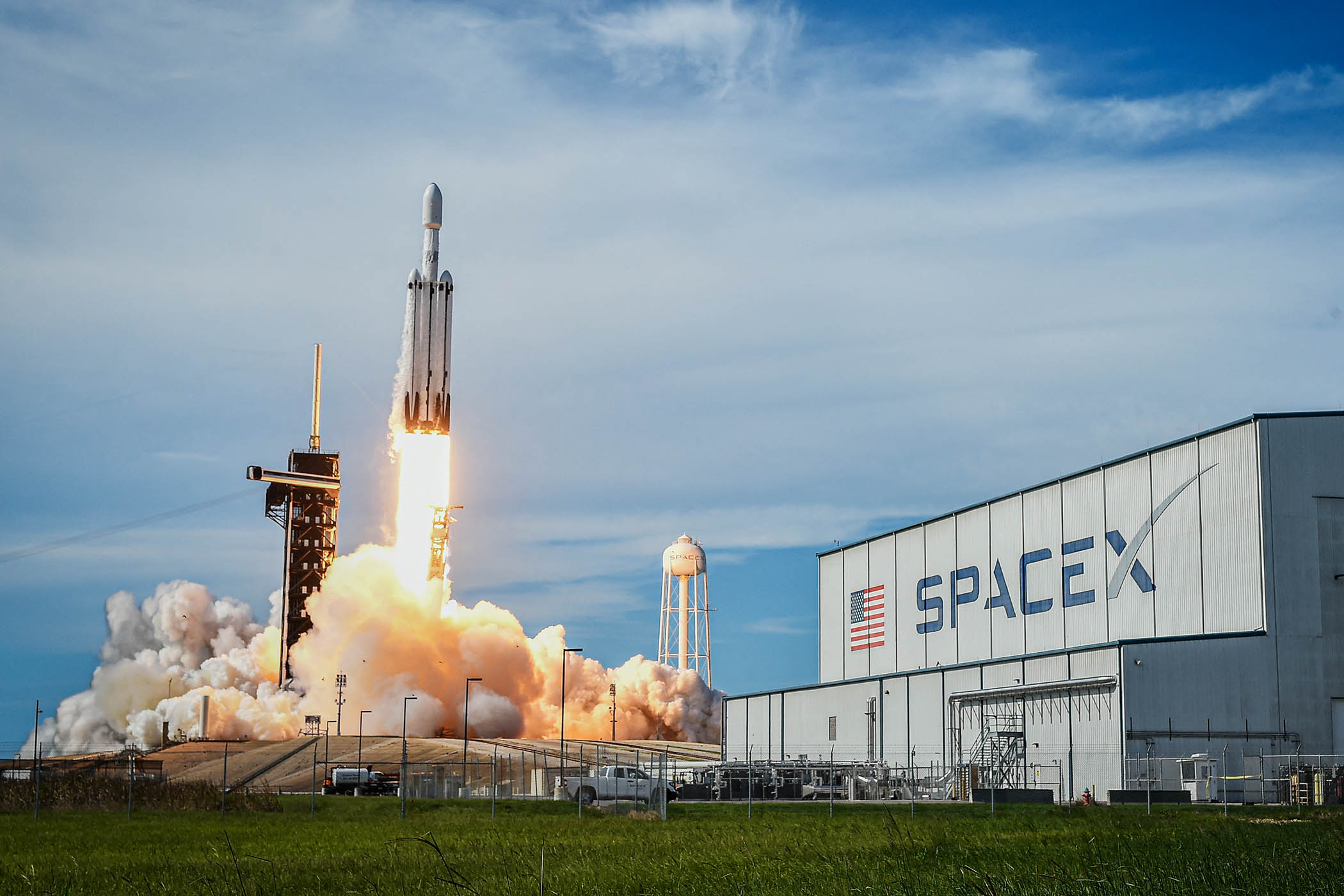 Elon Musk bets on planets aligning for record-breaking IPO of SpaceX