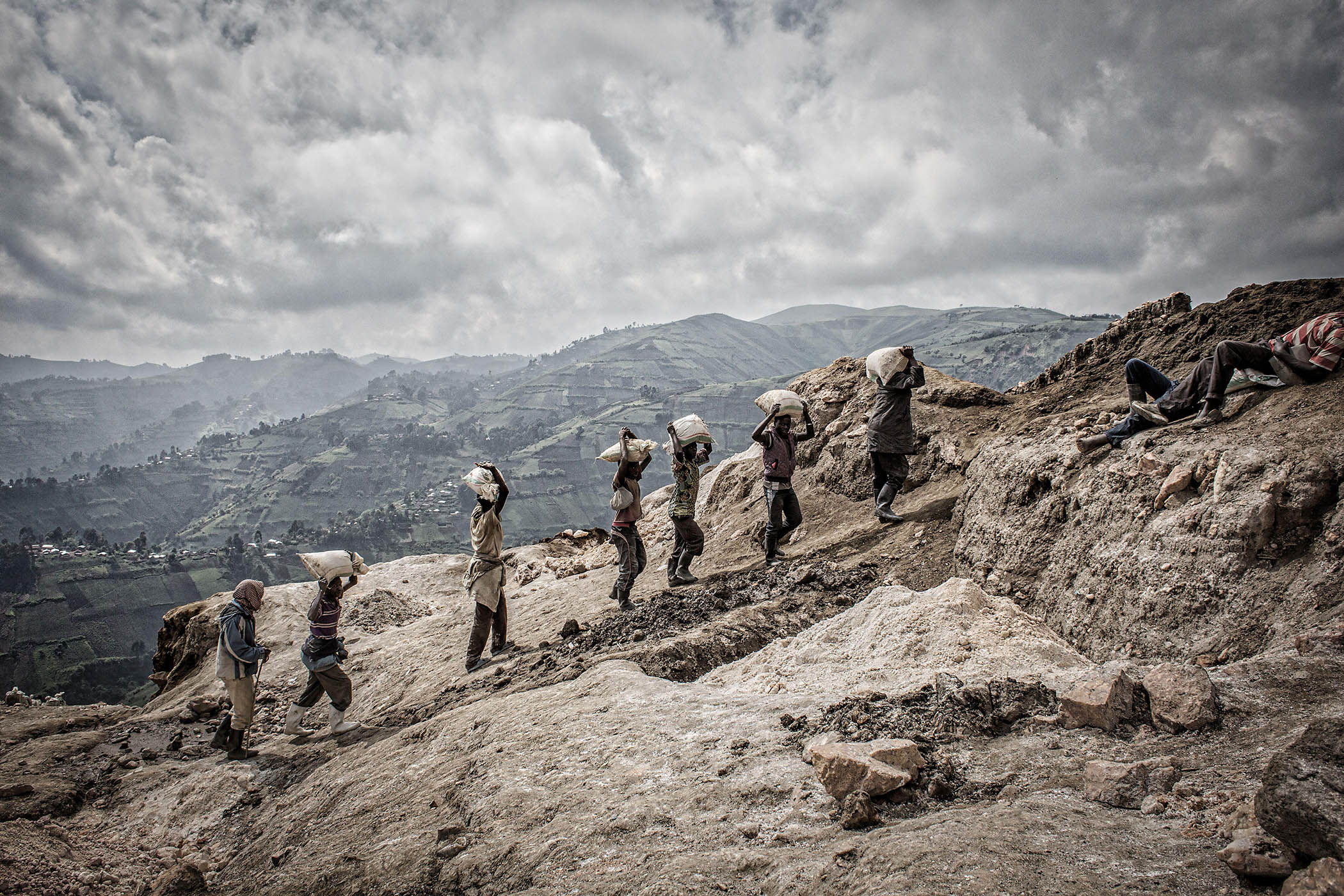 Hundreds dead after collapse of mine at the heart of DRC conflict