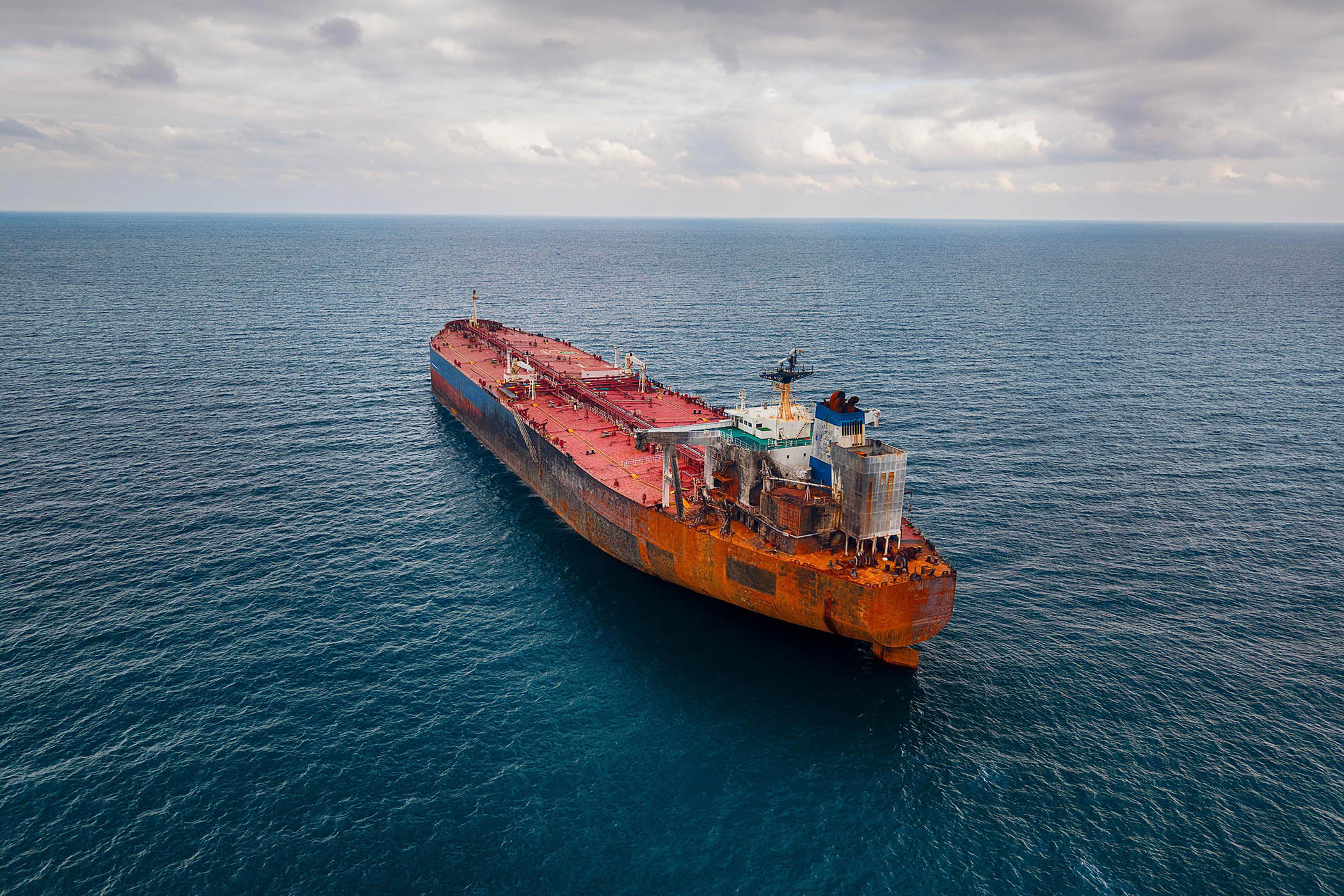 Britain slow to act against Kremlin’s ‘shadow fleet’ of sanction-busting tankers