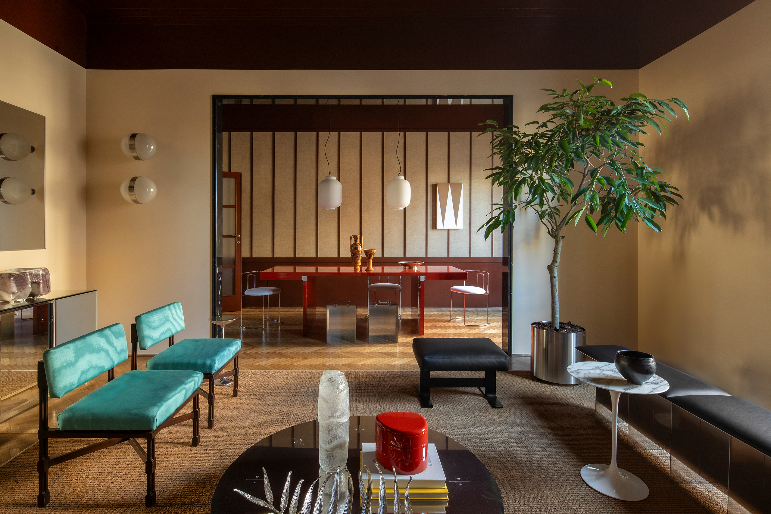 A makeover brings a Milanese home into harmony