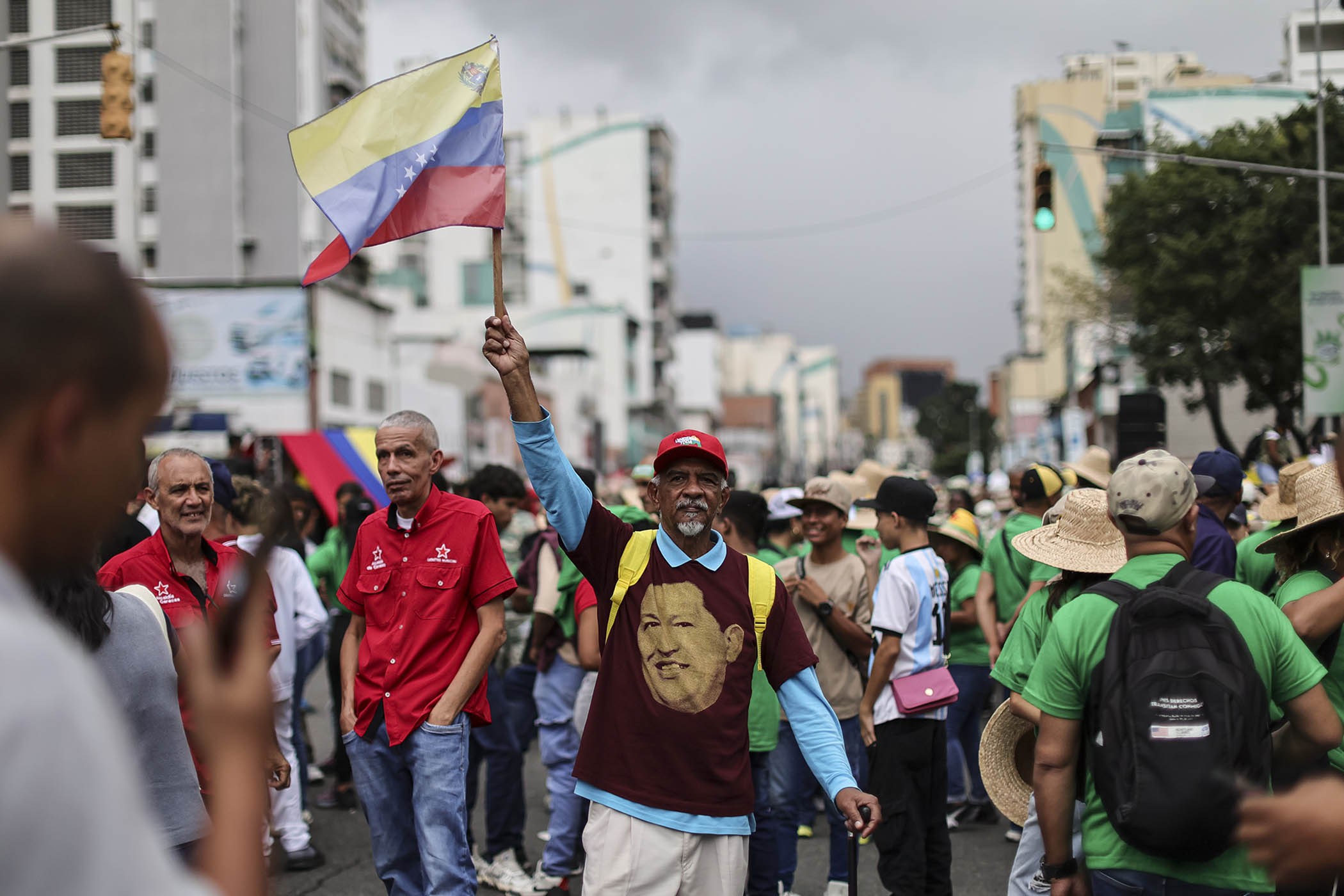 As US piles on the pressure, Venezuelans focus on everyday survival