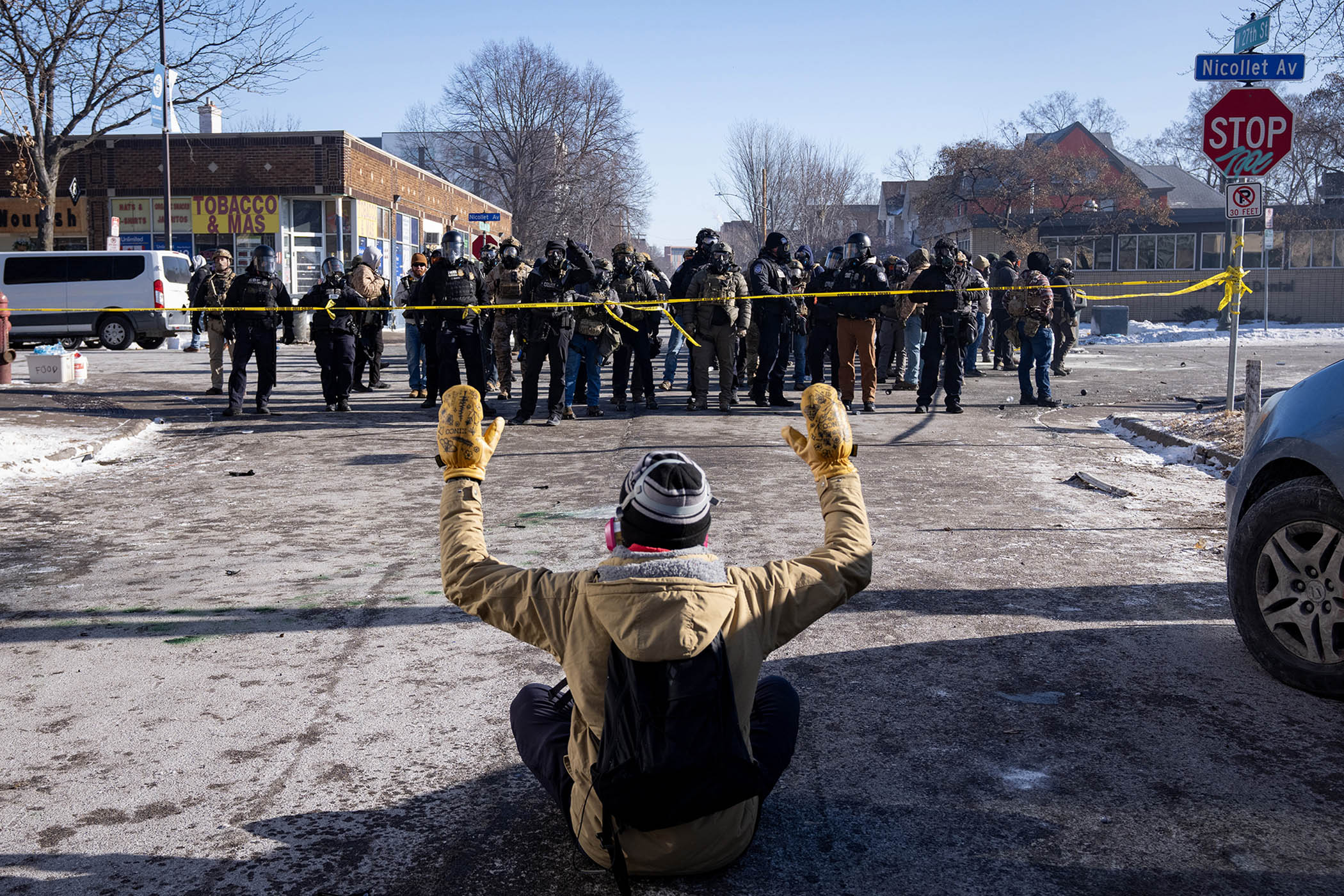 Minneapolis digs in against ICE as White House to review latest killing
