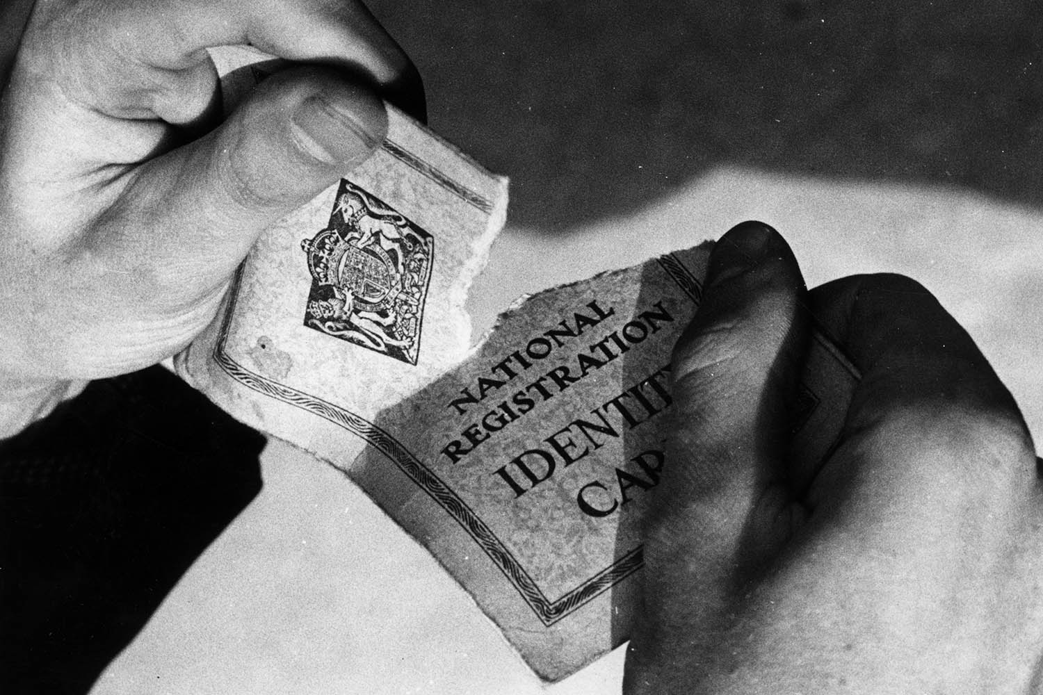 Starmer orders move towards digital ID system
